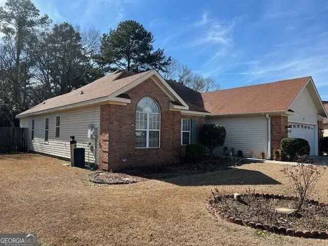 Single-family house For Sale in 506, Pebblebrook West, Warner Robins, Georgia