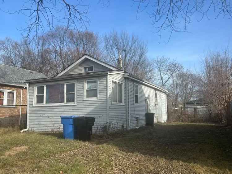 Single-family house For Sale in 10651, South Racine Avenue, Chicago, Illinois