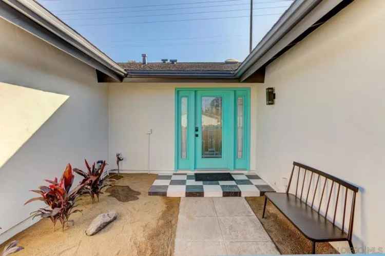 Single-family house For Sale in 5873, Lance Street, San Diego, California