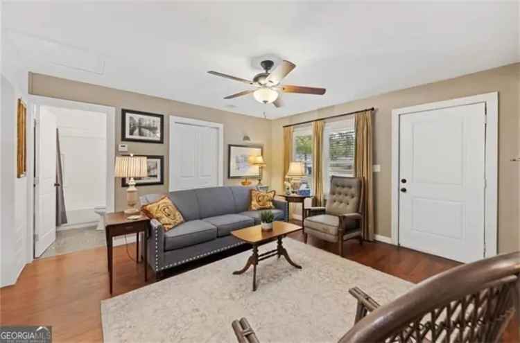 Single-family house For Sale in 724, Commodore Drive Northwest, Atlanta, Georgia