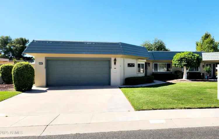 Single-family house For Sale in 10529, West Pineaire Drive, Sun City, Arizona