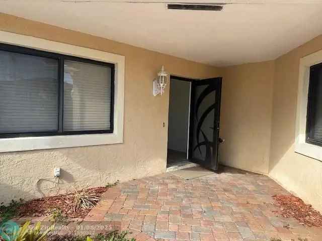 Single-family house For Sale in 3111, Northeast 56th Court, Fort Lauderdale, Florida