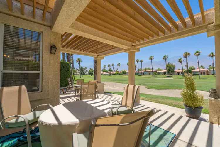 Single-family house For Sale in Cathedral City, California