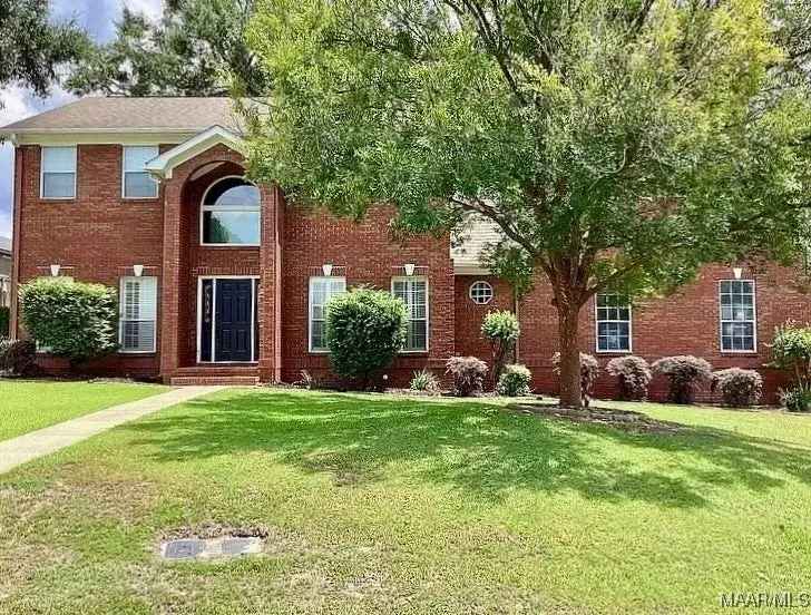 Single-family house For Sale in 100, Lake Ridge Drive, Enterprise, Alabama