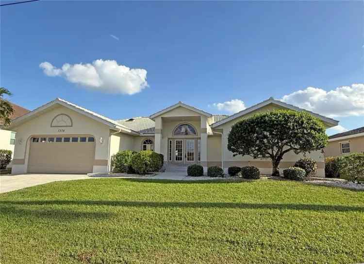 Single-family house For Sale in 1375, Grebe Drive, Punta Gorda, Florida