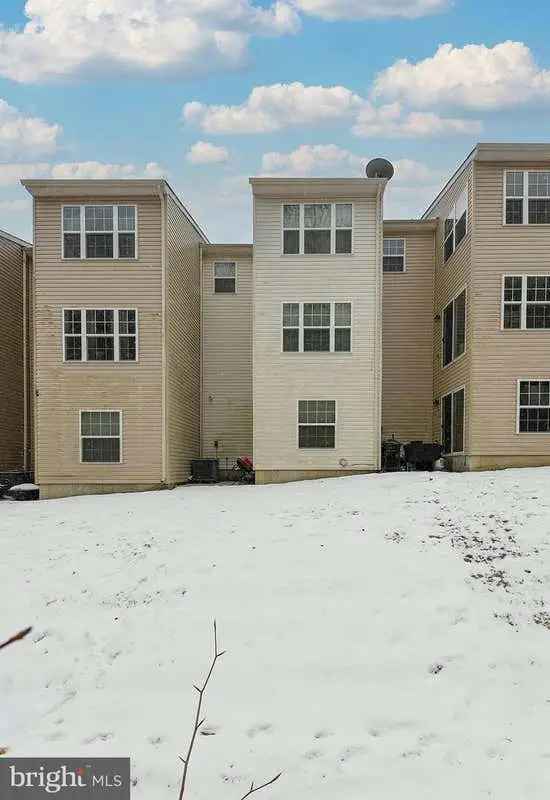 Condo For Sale in 725, English Ivy Way, Maryland