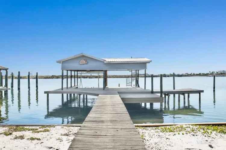 Single-family house For Sale in 28420, Ono Boulevard, Orange Beach, Alabama