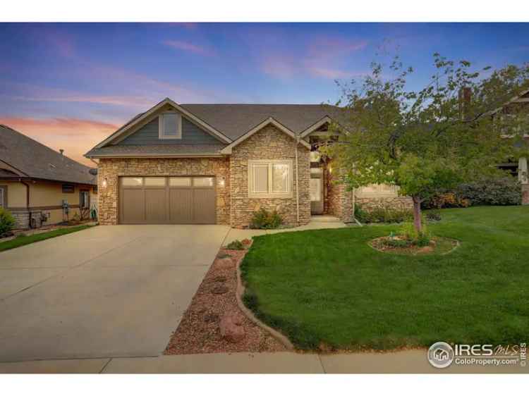 Single-family house For Sale in Greeley, Colorado