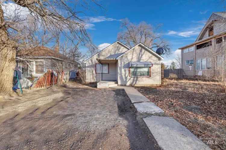 Single-family house For Sale in 220, Harrison Street, Twin Falls, Idaho