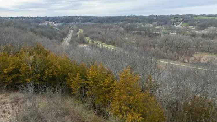 Land For Sale in 9384, West Powder House Hill Road, Galena, Illinois