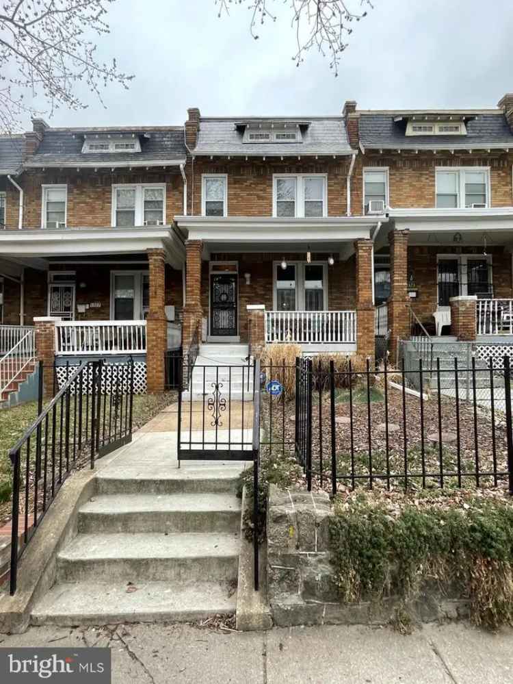 House For Sale in 1325, Queen Street Northeast, Washington, District of Columbia