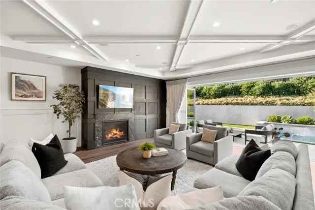 Single-family house For Sale in 1456, Key View, Newport Beach, California