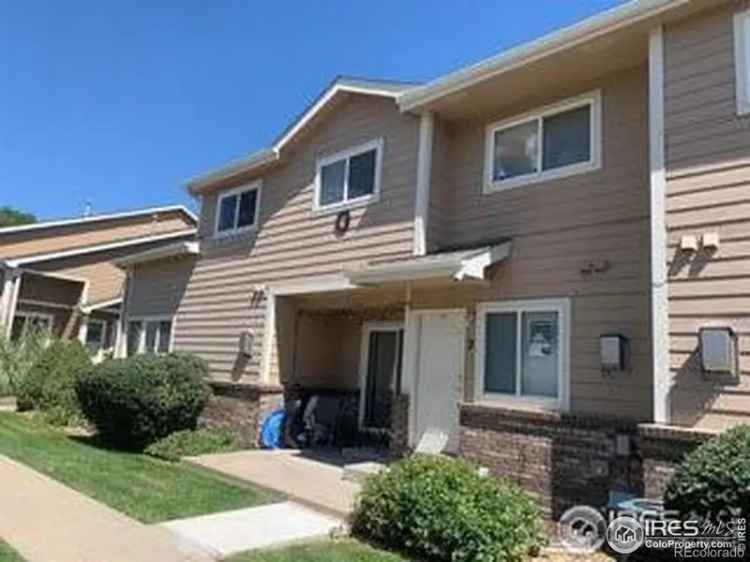 Condo For Sale in Longmont, Colorado