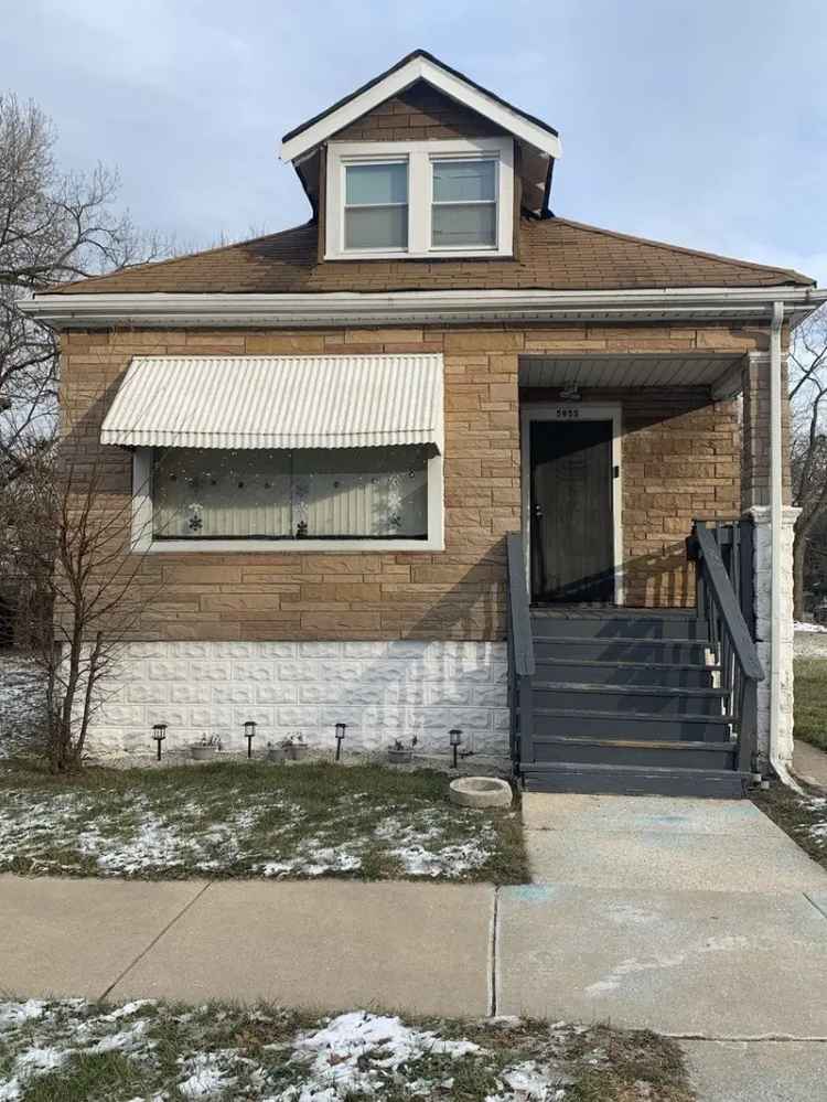 Single-family house For Sale in 5955, South Bishop Street, Chicago, Illinois