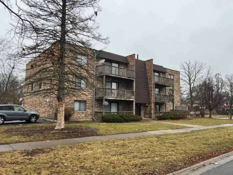 2-Bedroom Apartment in Matteson - Move-In Ready