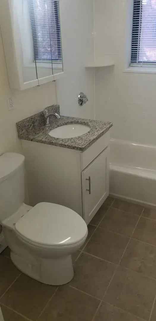 Studio Apartment for Rent Available Now 1 Bath Laundry in Building