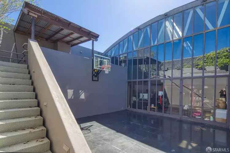 Single-family house For Sale in 67, Belcher Street, San Francisco, California