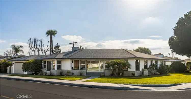 Single-family house For Sale in 800, West Ken Way, Anaheim, California