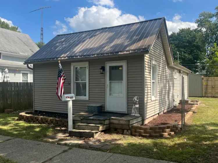 Single-family house For Sale in 403, L Street, La Porte, Indiana