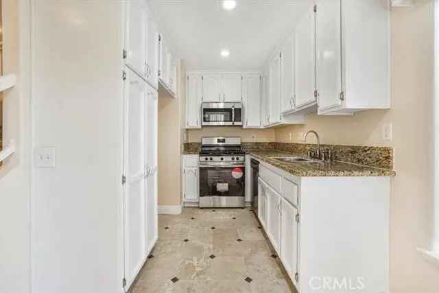 Condo For Sale in 225, North Coffman Street, Anaheim, California