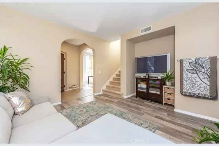 House For Sale in 80, Great Lawn, Irvine, California