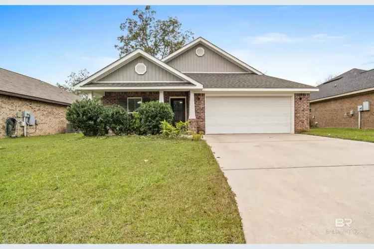 Single-family house For Sale in 1377, Majesty Loop, Foley, Alabama