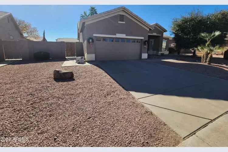 Single-family house For Sale in 1073, East Buena Vista Drive, Chandler, Arizona