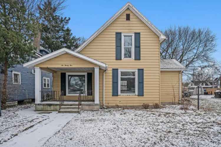 Single-family house For Sale in 625, West Cleveland Avenue, Elkhart, Indiana