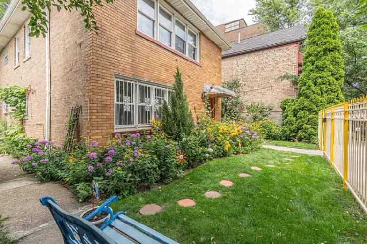 Multi-family house For Sale in 1542, West Cortez Street, Chicago, Illinois