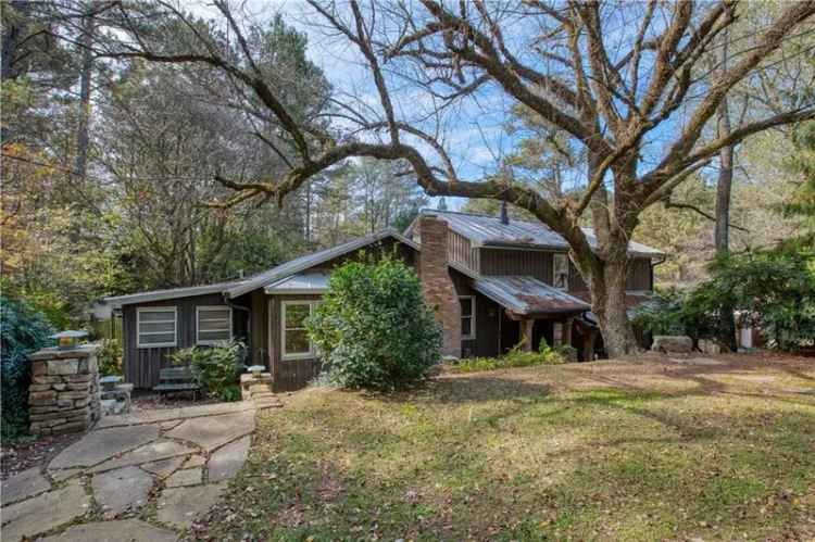 Single-family house For Sale in 9370, Coleman Road, Roswell, Georgia