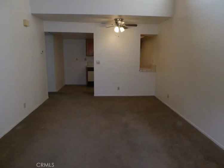 Condo For Sale in Apple Valley, California