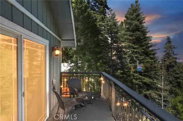 Single-family house For Sale in Lake Arrowhead, California