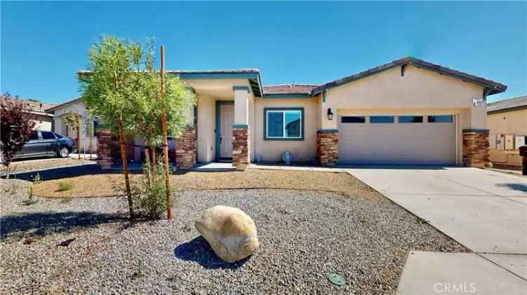 Single-family house For Sale in Victorville, California