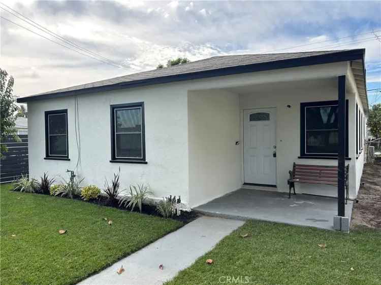 Single-family house For Sale in Long Beach, California