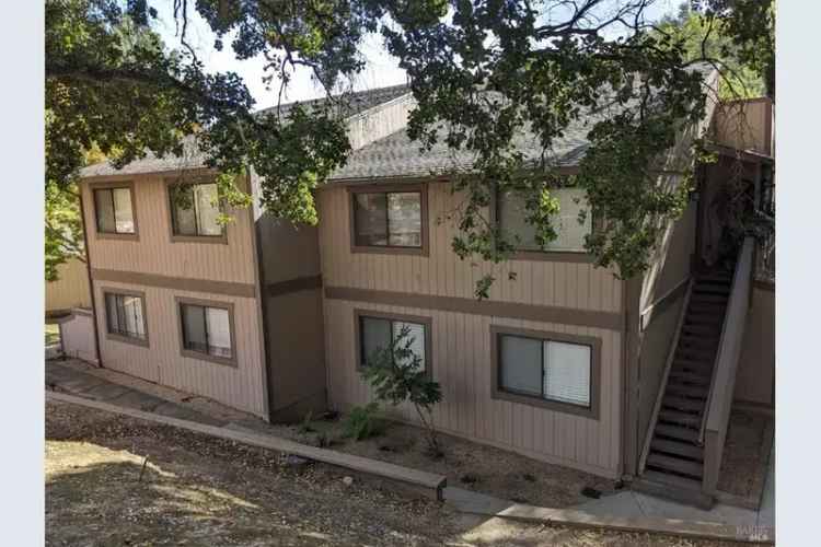 Multi-family house For Sale in 33, Clay Court, Novato, California