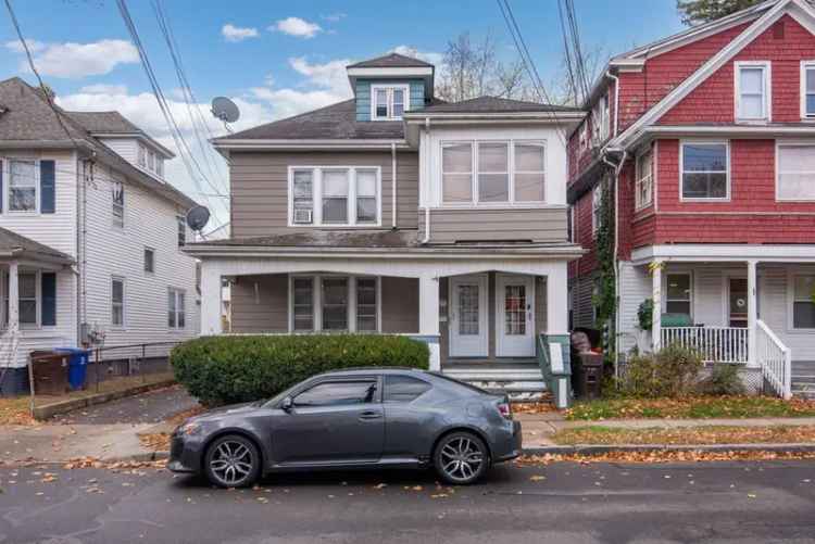 Multi-family house For Sale in 233, Pearl Street, Middletown, Connecticut