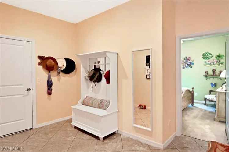 Single-family house For Sale in Fort Myers, Florida