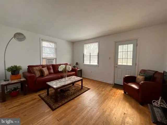 Single-family house For Sale in 4511, Clay Street Northeast, Washington, District of Columbia