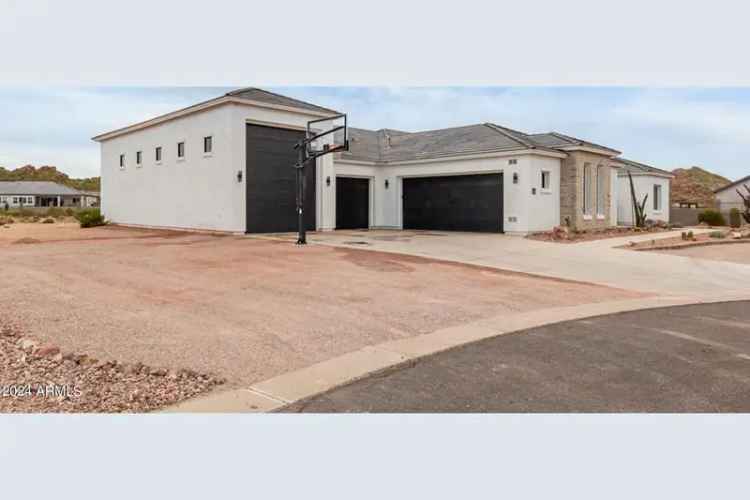 Single-family house For Sale in 267, West Amherst Street, San Tan Valley, Arizona