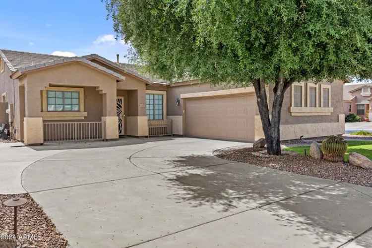 Single-family house For Sale in 23077, South 214th Street, Queen Creek, Arizona