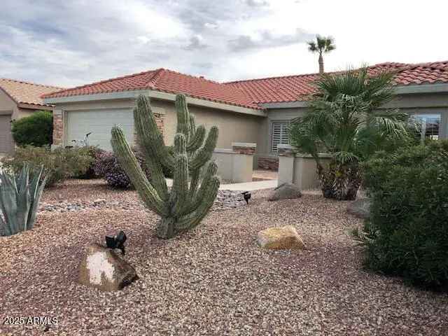 Single-family house For Sale in 19601, North Papago Drive, Surprise, Arizona