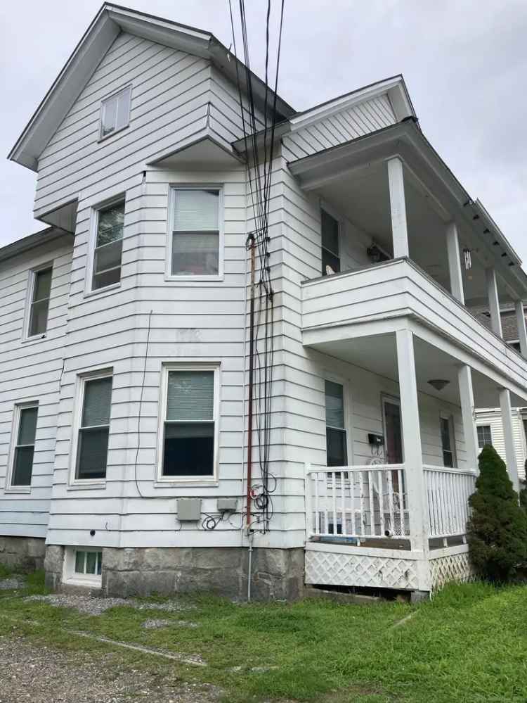 Multi-family house For Sale in 23, Grove Street, Torrington, Connecticut