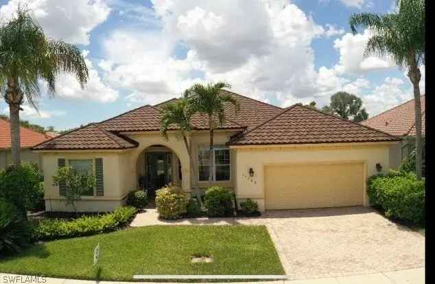 Single-family house For Sale in Fort Myers, Florida