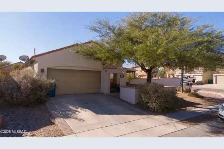 Single-family house For Sale in 971, West Calle Valenciana, Sahuarita, Arizona