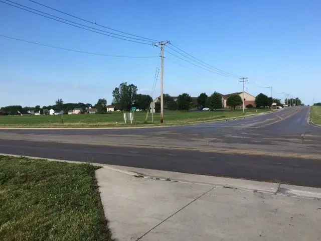 Land For Sale in 801, East Etna Road, Ottawa, Illinois