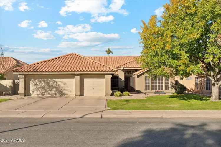 Single-family house For Sale in 1610, West Jasper Drive, Chandler, Arizona