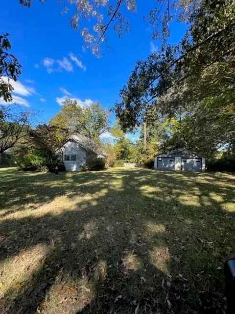 Single-family house For Sale in 5346, North Main Street, Acworth, Georgia