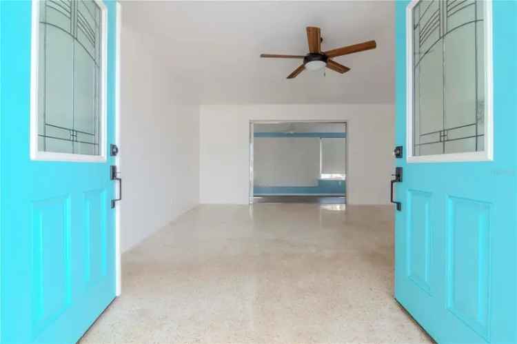 Single-family house For Sale in 5912, 32nd Avenue North, Saint Petersburg, Florida