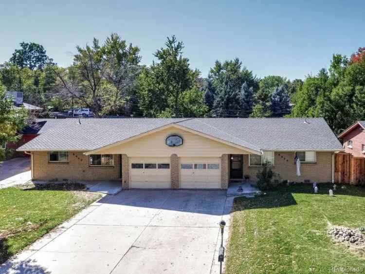 Multi-family house For Sale in 8642, West 44th Place, Wheat Ridge, Colorado