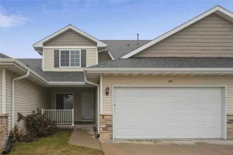 Condo For Sale in 1144, Crescent View Drive Northeast, Cedar Rapids, Iowa